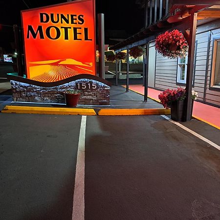 Dunes Motel - Бенд Екстериор снимка